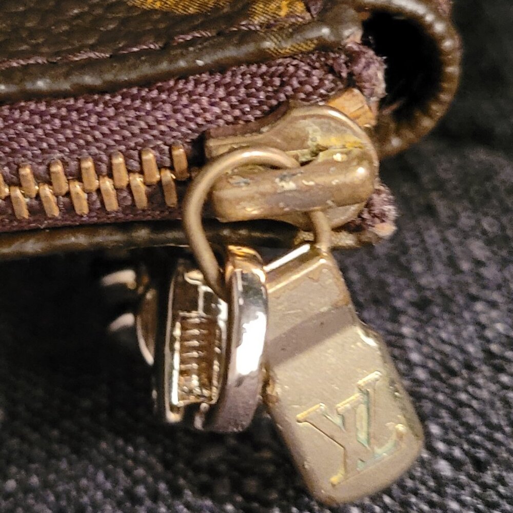 Authentic Louis Vuitton bag - Picture 8 of 14